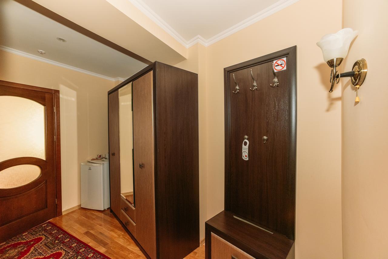 Apartments Sonce Truskavets Exterior foto